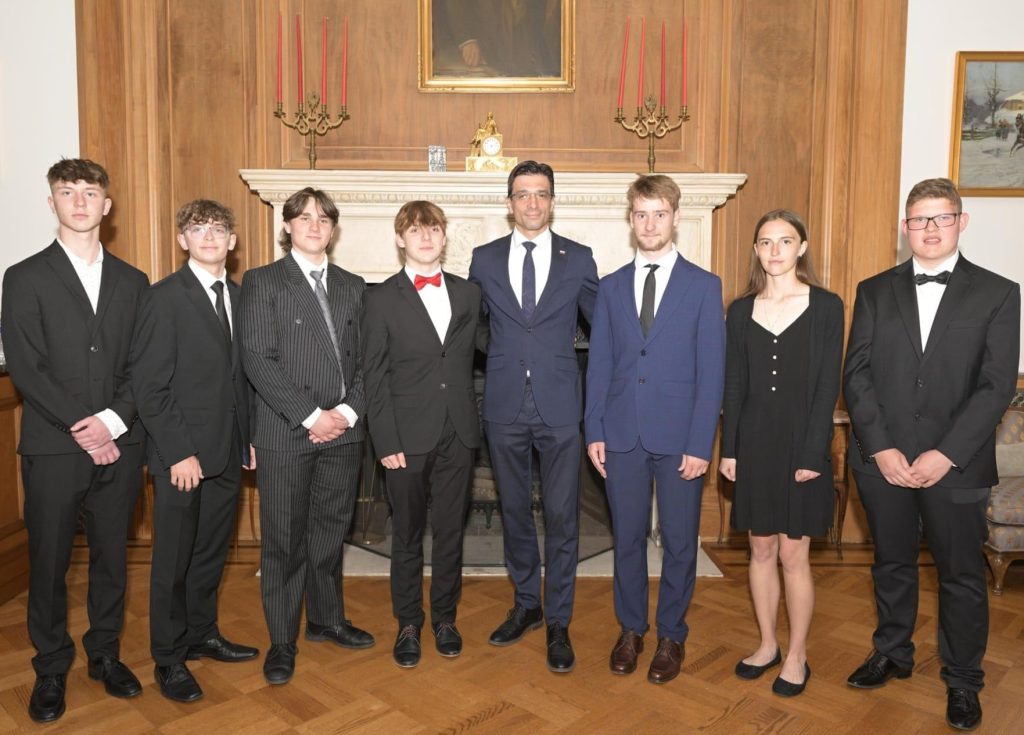 Zakończenie nauki w Szkole Polskiej – klasa 4 LO