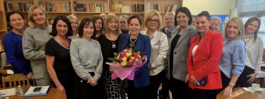 Konsul Generalny RP w Chicago złożył wizytę w Szkole Polskiej